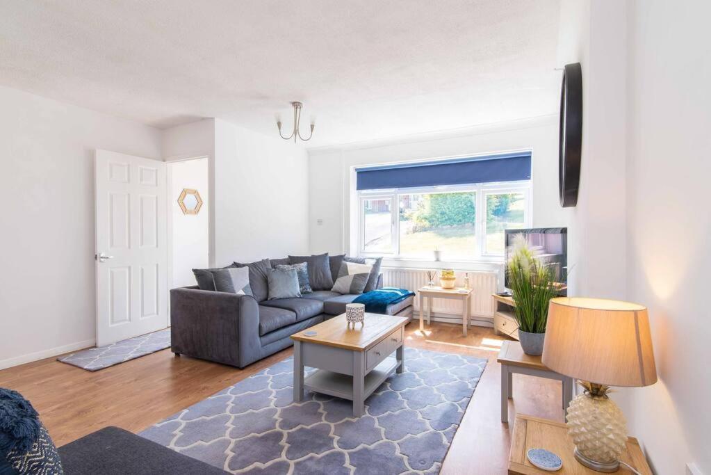 Modern Three Bedroom Home In Castle Donington Buitenkant foto